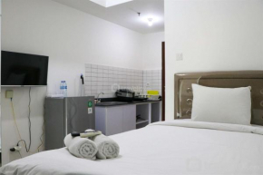 Simply Look and Comfy Studio Sayana Bekasi Apartment By Travelio